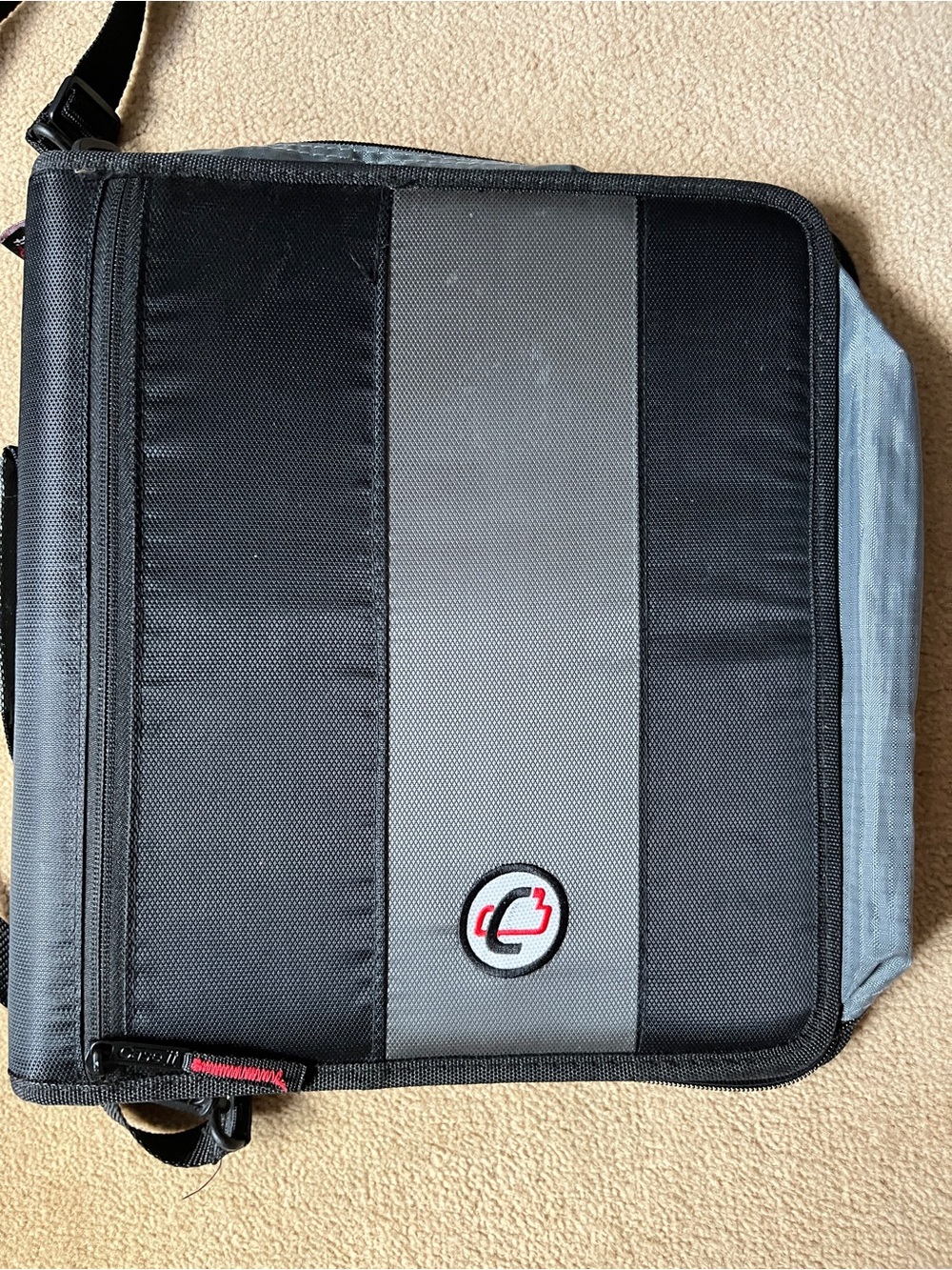 Case-it Black 3-ring zipper bag with shoulder strap